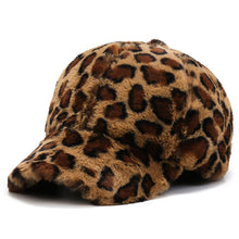 Load image into Gallery viewer, Fashion Leopard Fleece Baseball All-matching Peaked Cap
