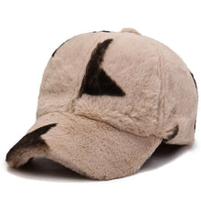 Load image into Gallery viewer, Fashion Leopard Fleece Baseball All-matching Peaked Cap
