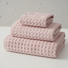 Load image into Gallery viewer, Pure Cotton Honeycomb 32 Bath Towels
