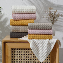 Load image into Gallery viewer, Pure Cotton Honeycomb 32 Bath Towels
