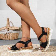 Load image into Gallery viewer, Women&#39;s peep toe serpentine wedge sandals with circle design, casual summer fashion shoes in black.
