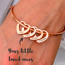 Load image into Gallery viewer, Love Peach Heart Name Bracelet
